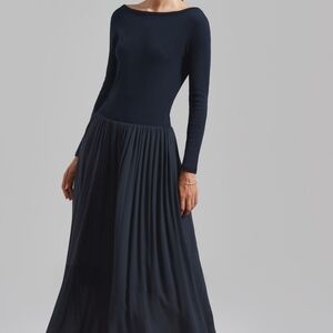 Elegant Navy Blue Long Sleeve Dress